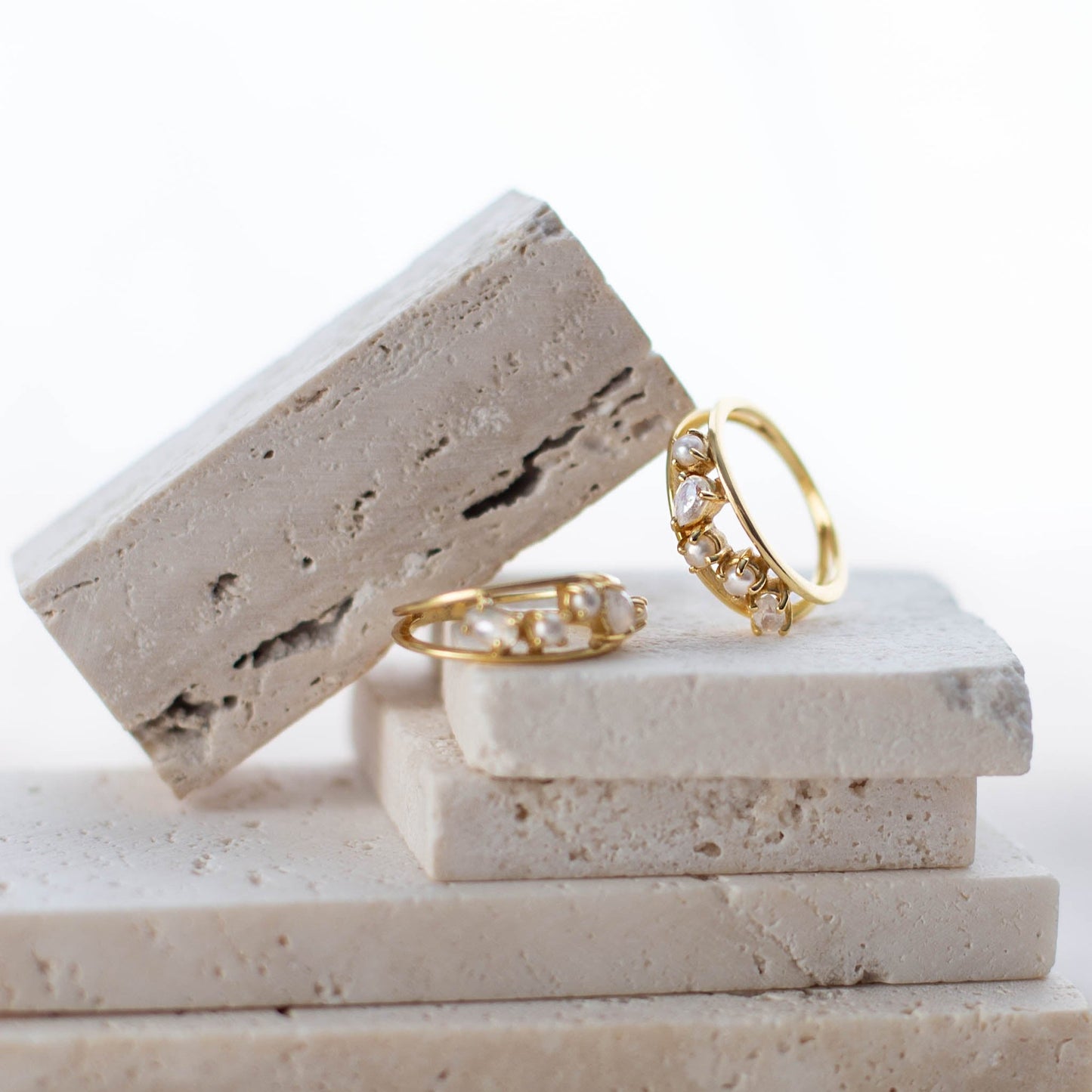 Anillo Mira