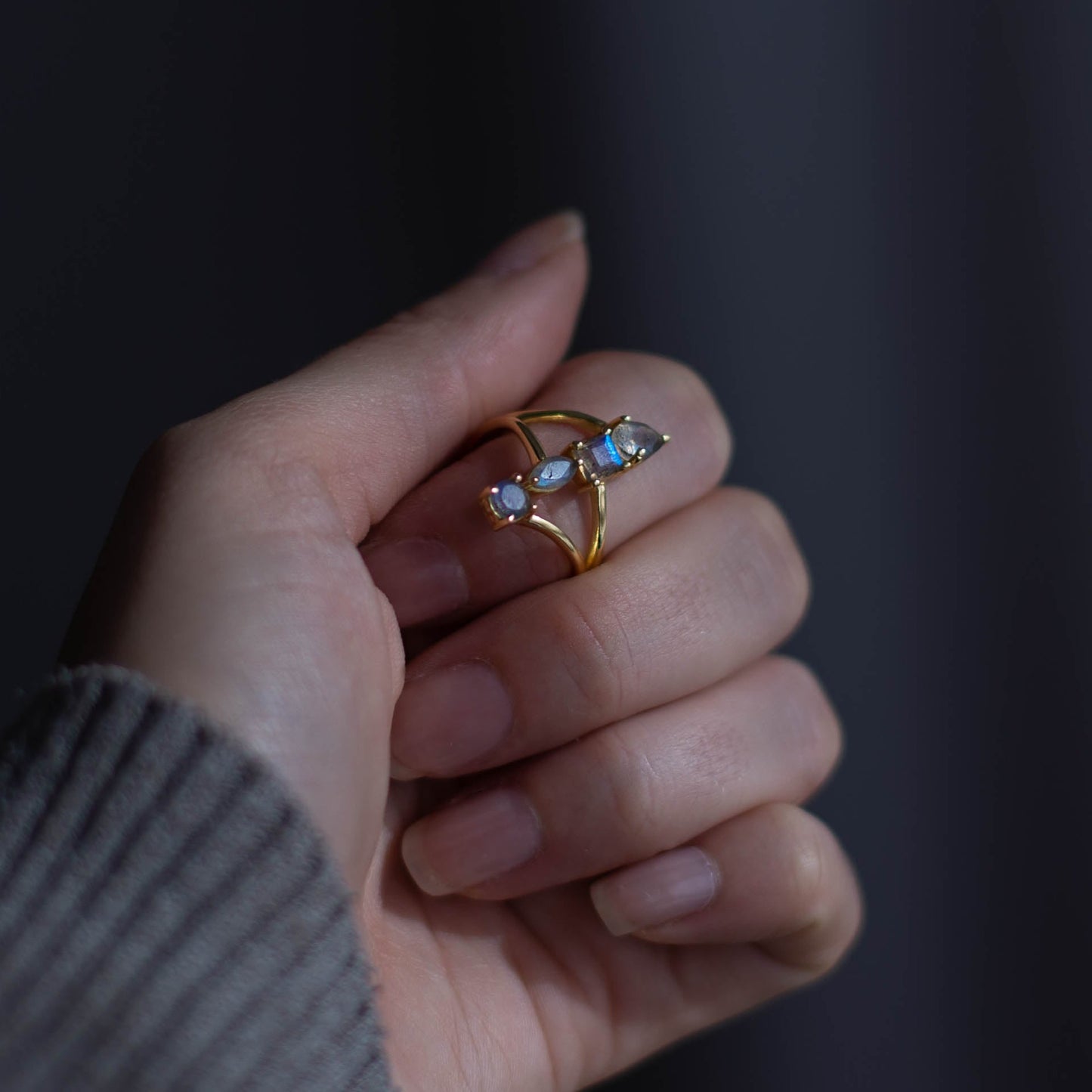 LAKSHMI LABRADORITE RING 