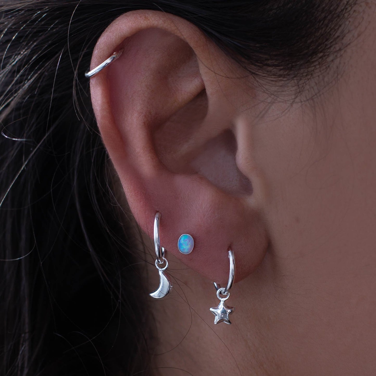 ARIT SILVER HOOPS