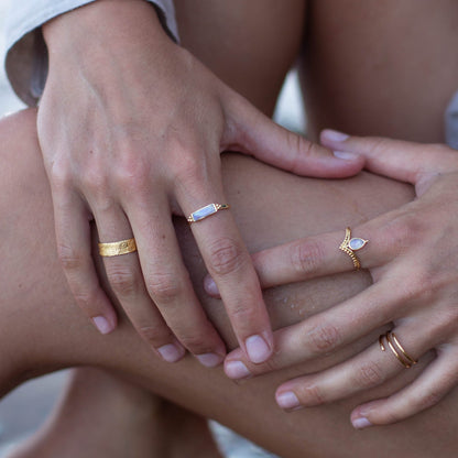 NILA MOONSTONE RING