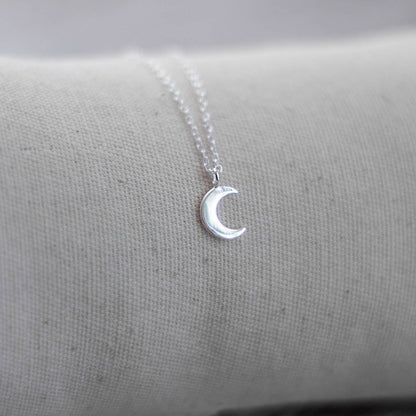 SELENE NECKLACE